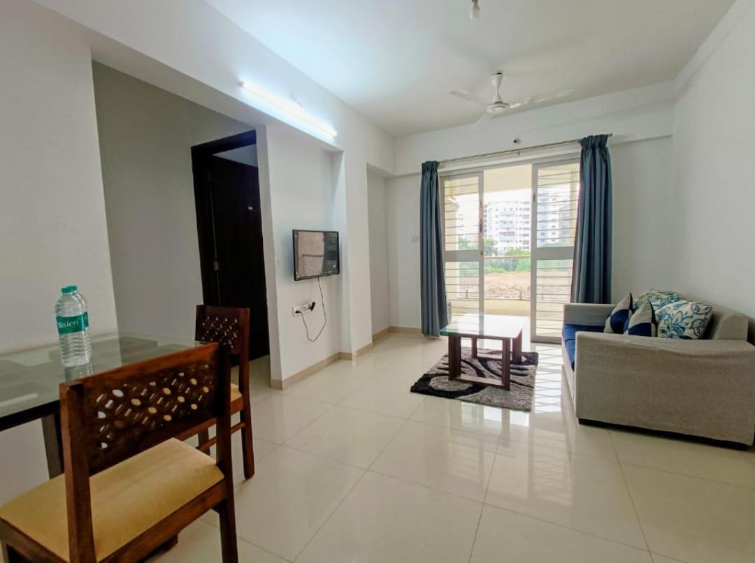 Ornate Service Apartments Πούνε Εξωτερικό φωτογραφία